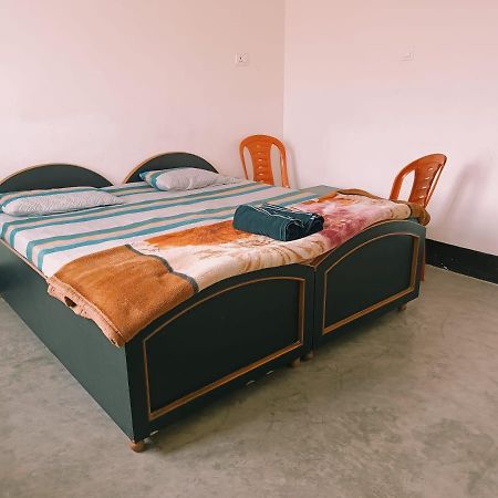Kushinagar Kamla Guest House المظهر الخارجي الصورة
