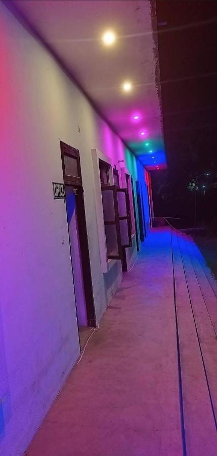Kushinagar Kamla Guest House المظهر الخارجي الصورة