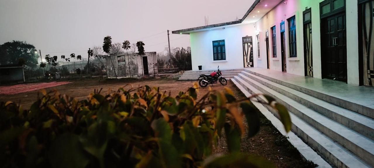 Kushinagar Kamla Guest House المظهر الخارجي الصورة